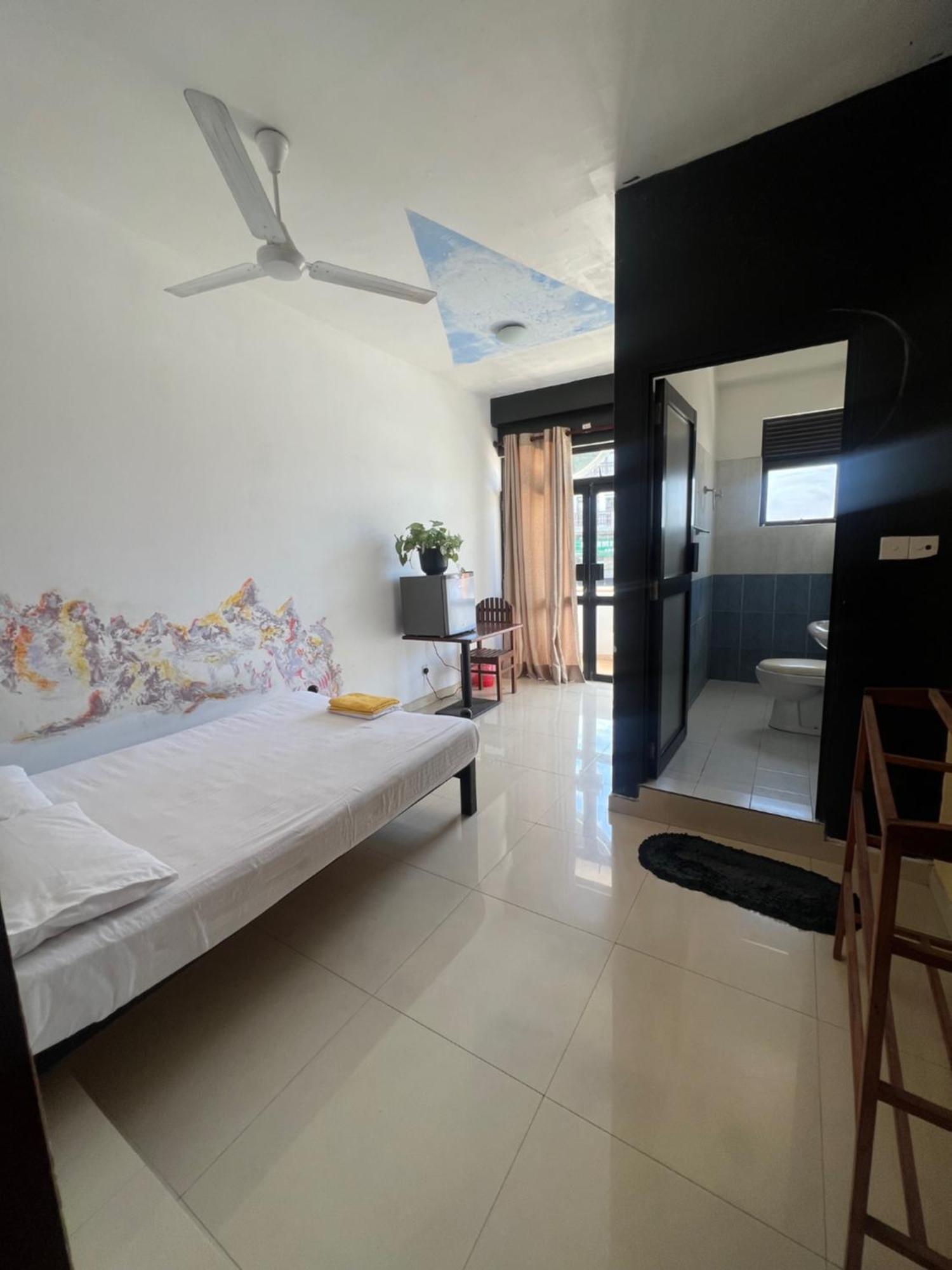 Yasis Surf Lodge Mirissa Esterno foto